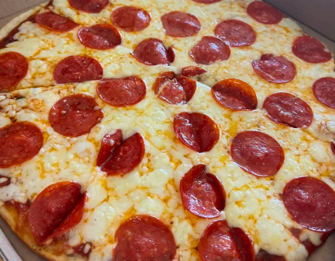 Pizzas recién horneadas con el sabor que te encanta