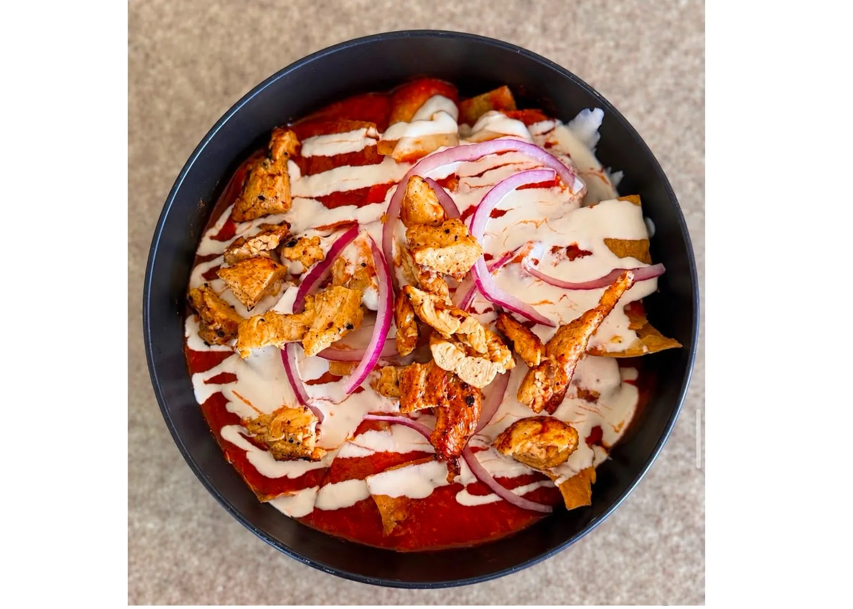 Menu item de Sorbos BREW: Café artesanal y platillos locales en México: Chilaquiles