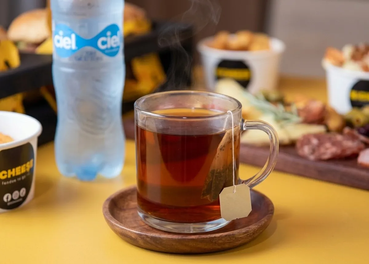 Menu item de Richeese MX – Experiencia Gastronómica Única en CDMX: Té caliente