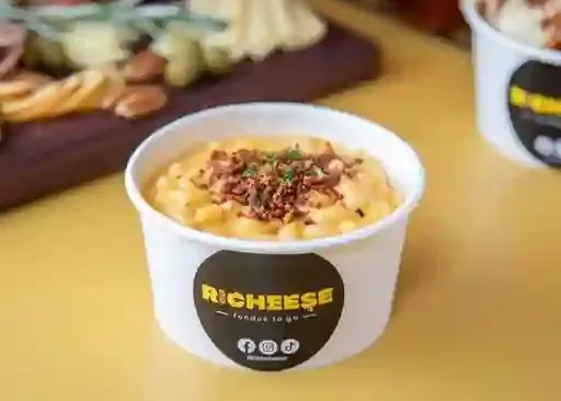 Menu item de Richeese MX – Experiencia Gastronómica Única en CDMX: Mac & Cheese con tocino