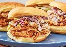 Menu item de Hot Mamma´s Hot Chicken – Nashville en la Condesa CDMX: Scott's BBQ Chicken Sammy